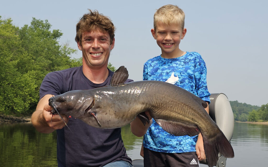 Catfish fishing on the Wisconsin River